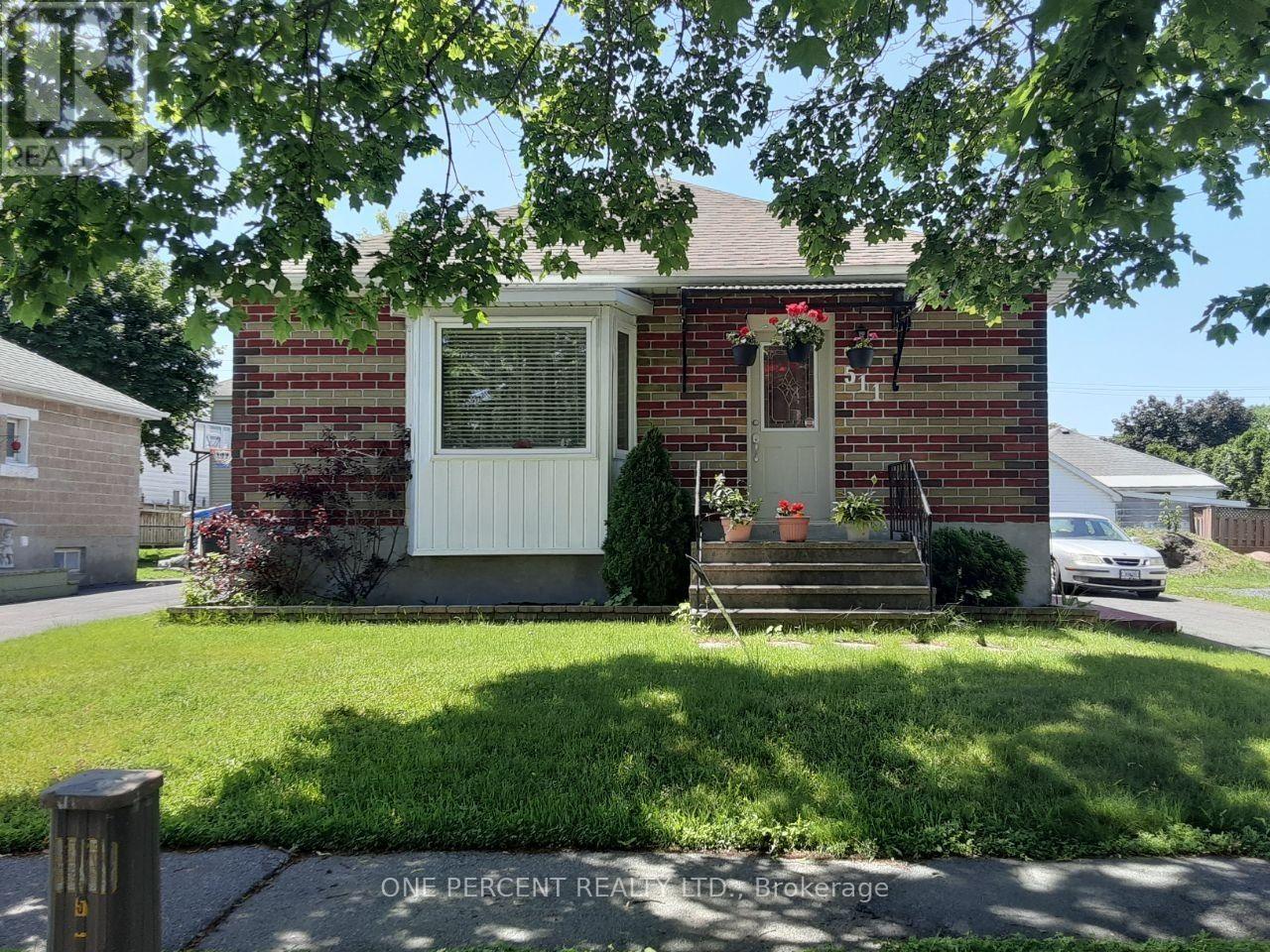 511 ST FELIX STREET Property Photo 1