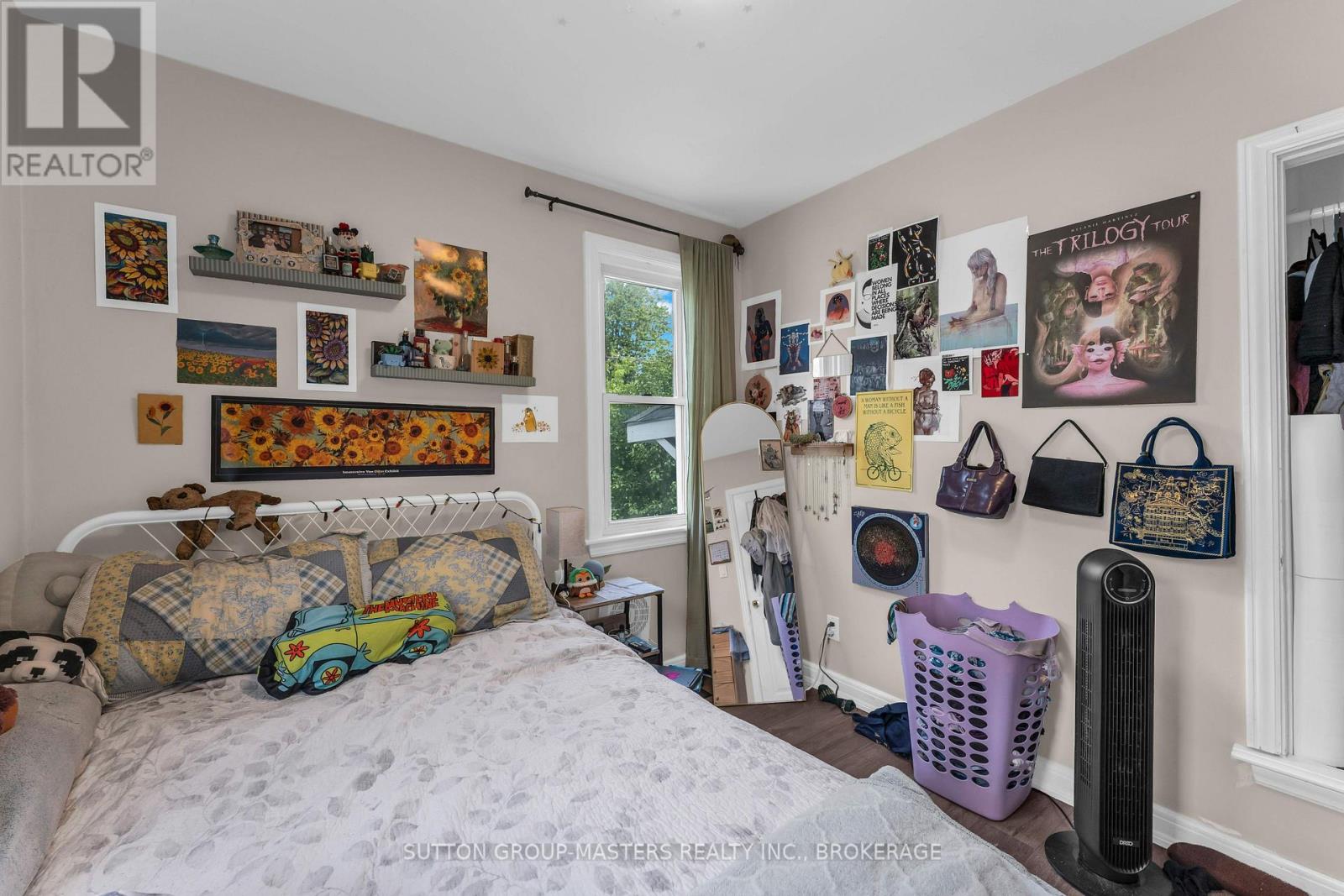 22 Westdale Avenue W Property Photo 22