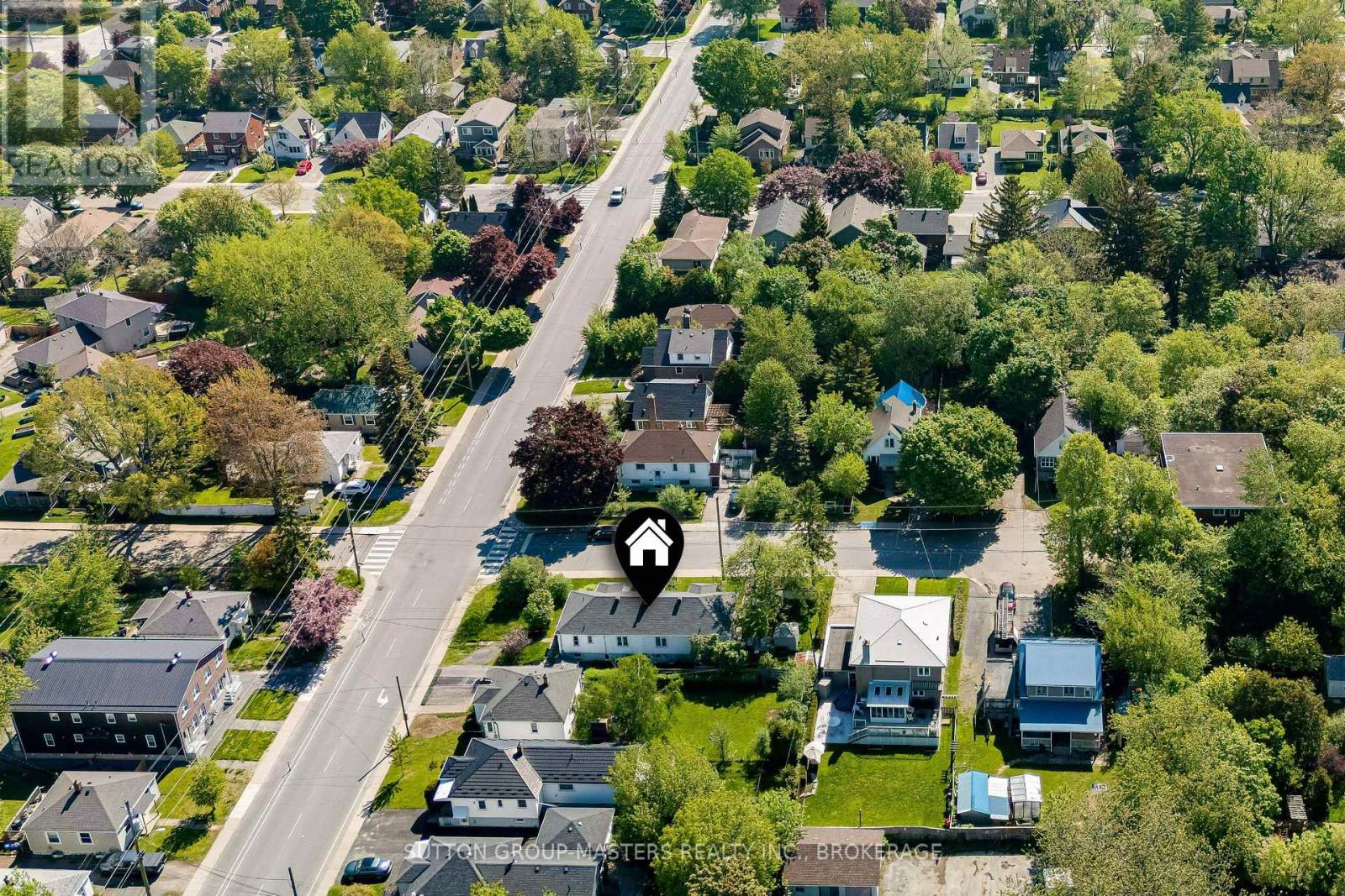 22 Westdale Avenue W Property Photo 45