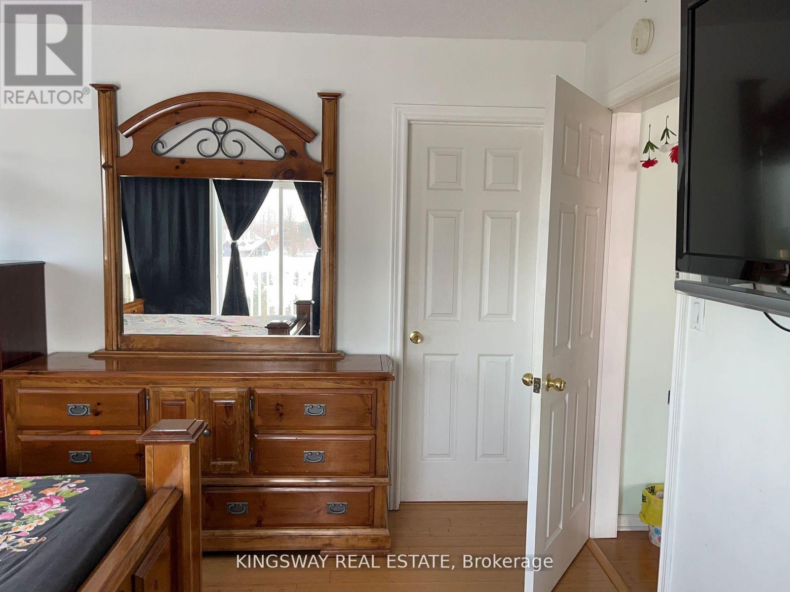 30 Mountainview Road Property Photo 6