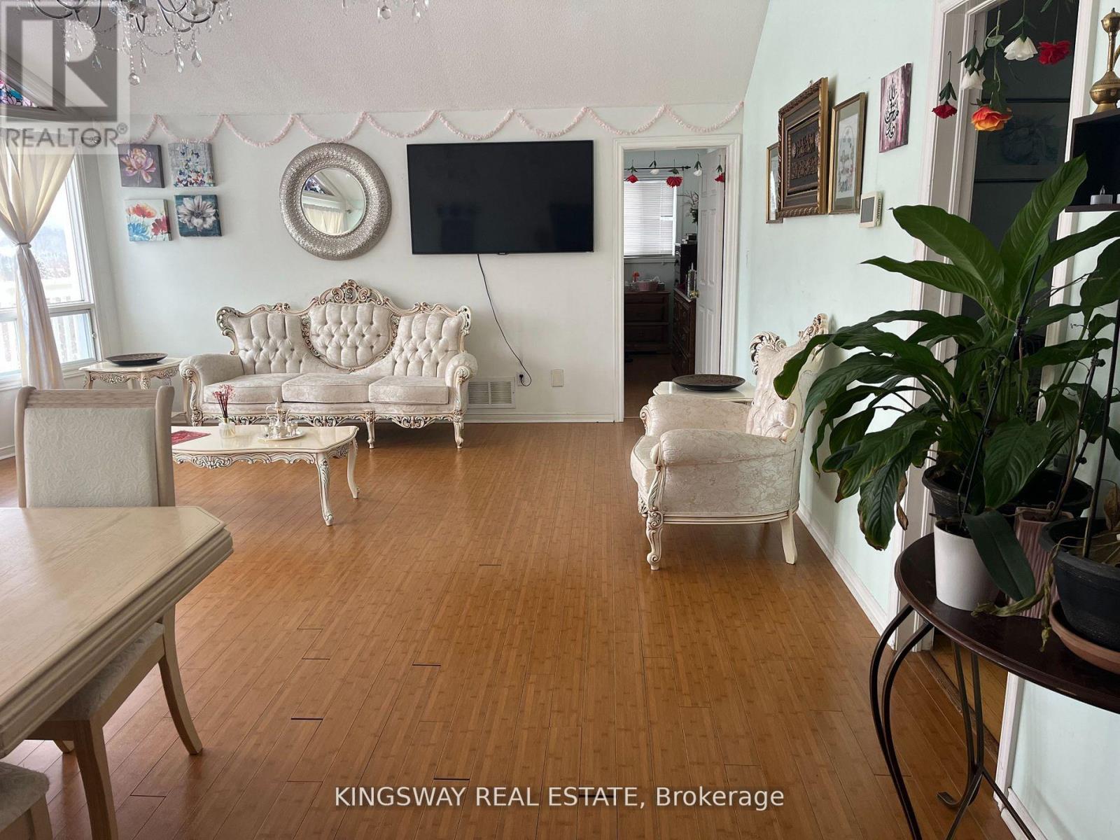 30 Mountainview Road Property Photo 18