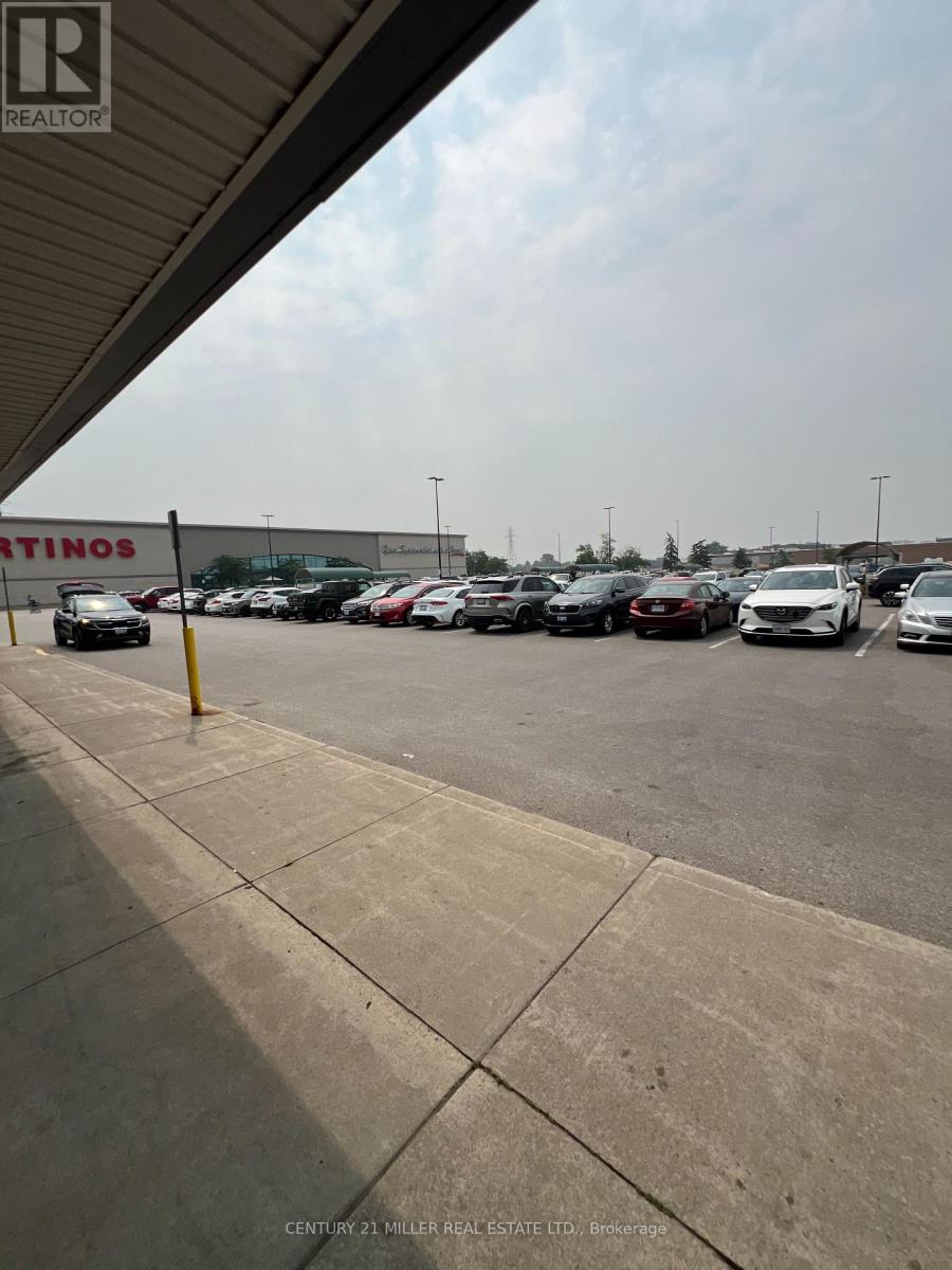 65 Mall Road Property Photo 3