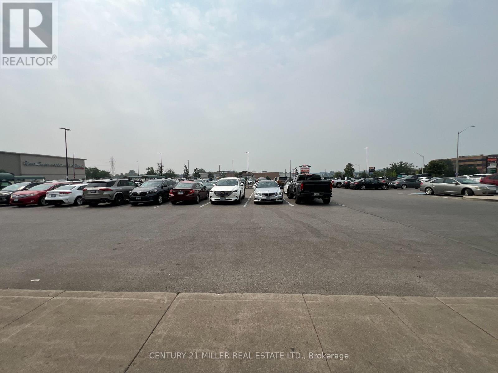 65 Mall Road Property Photo 4