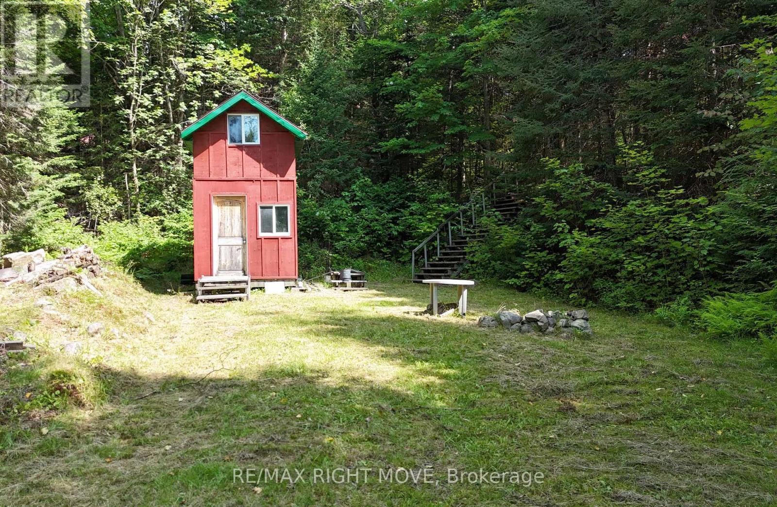 50 Sunrise Drive Property Photo 4