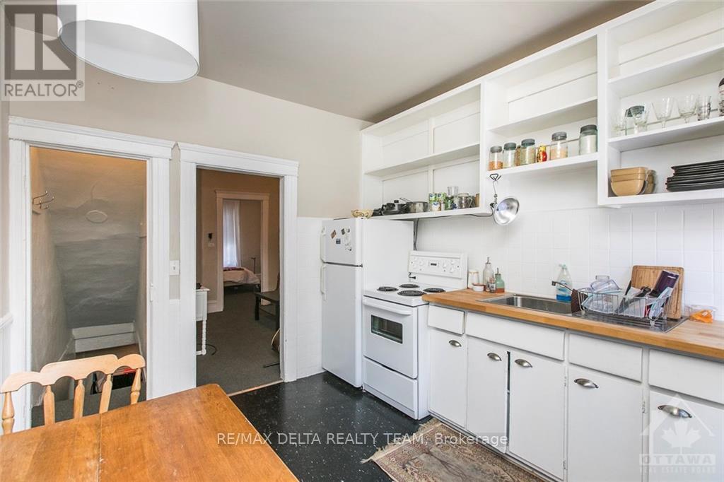 27 Perkins Street Property Photo 7