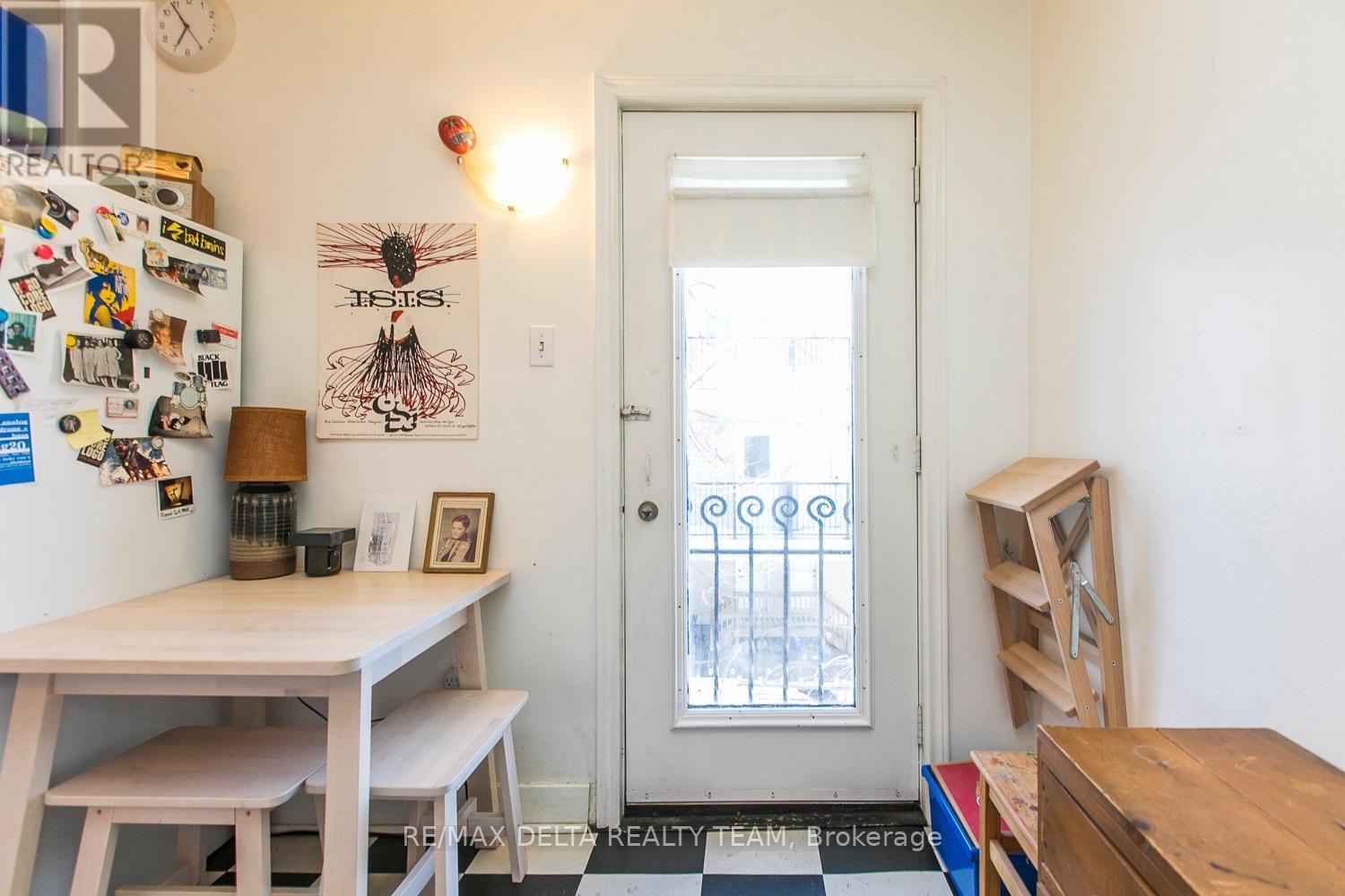 27 Perkins Street Property Photo 13
