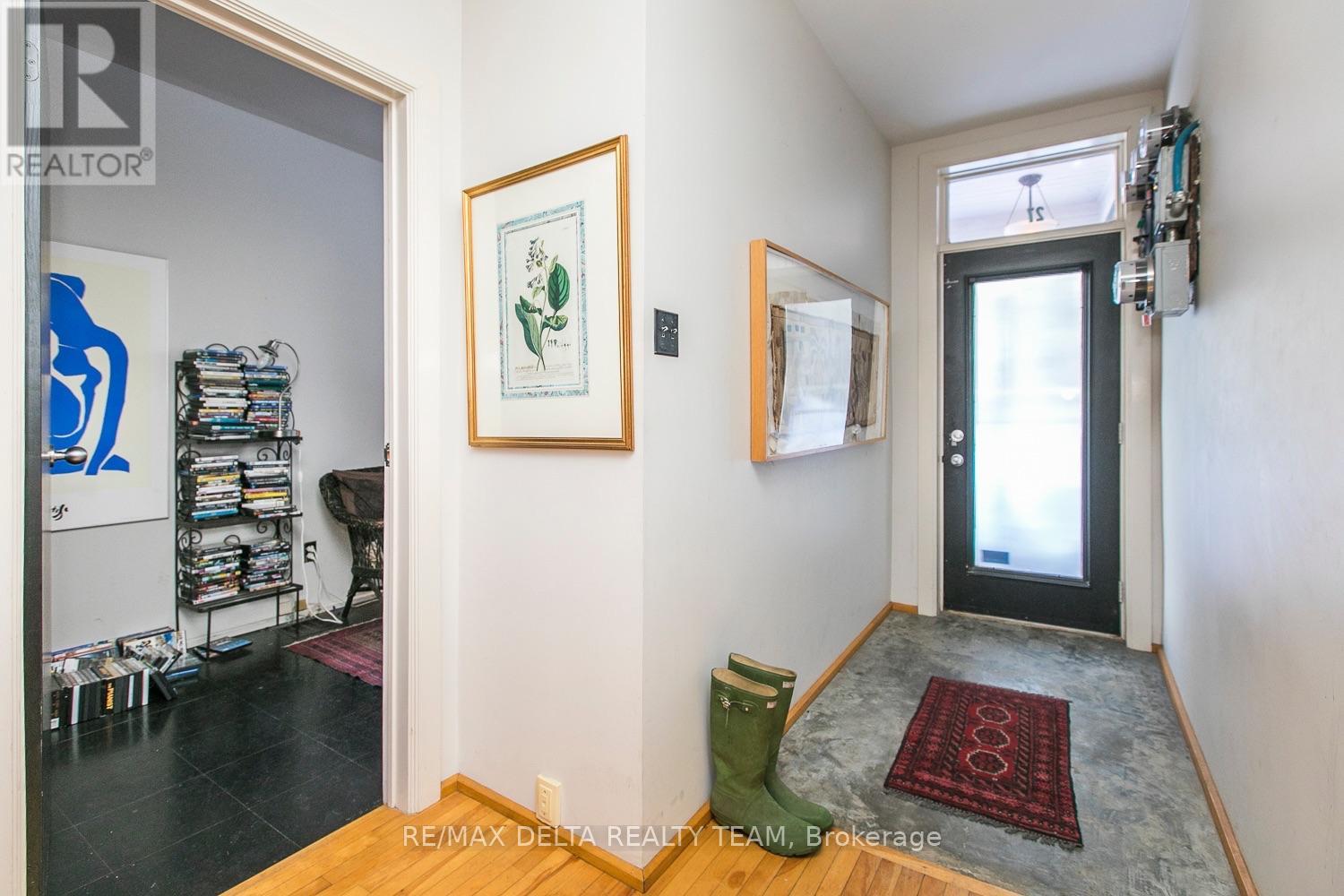 27 Perkins Street Property Photo 18