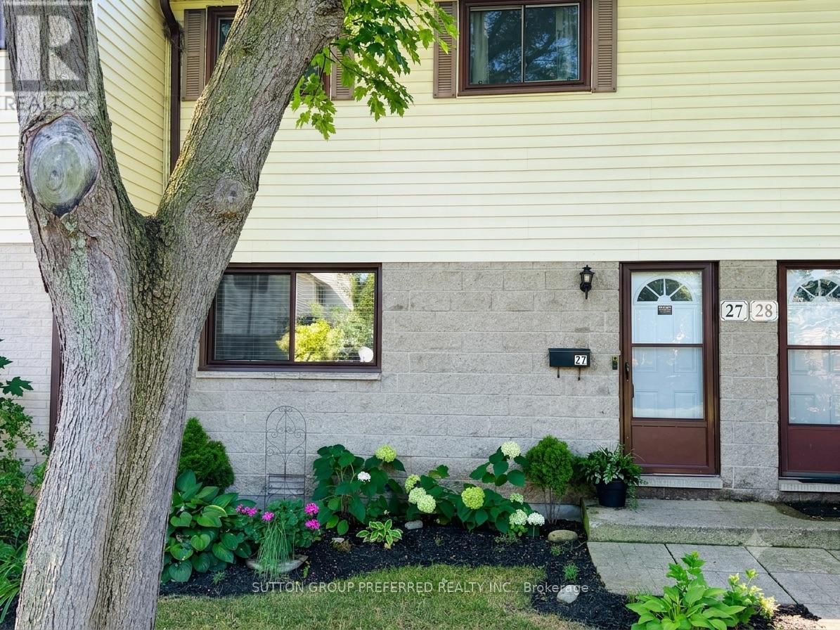27 - 825 DUNDALK DRIVE Property Photo 1