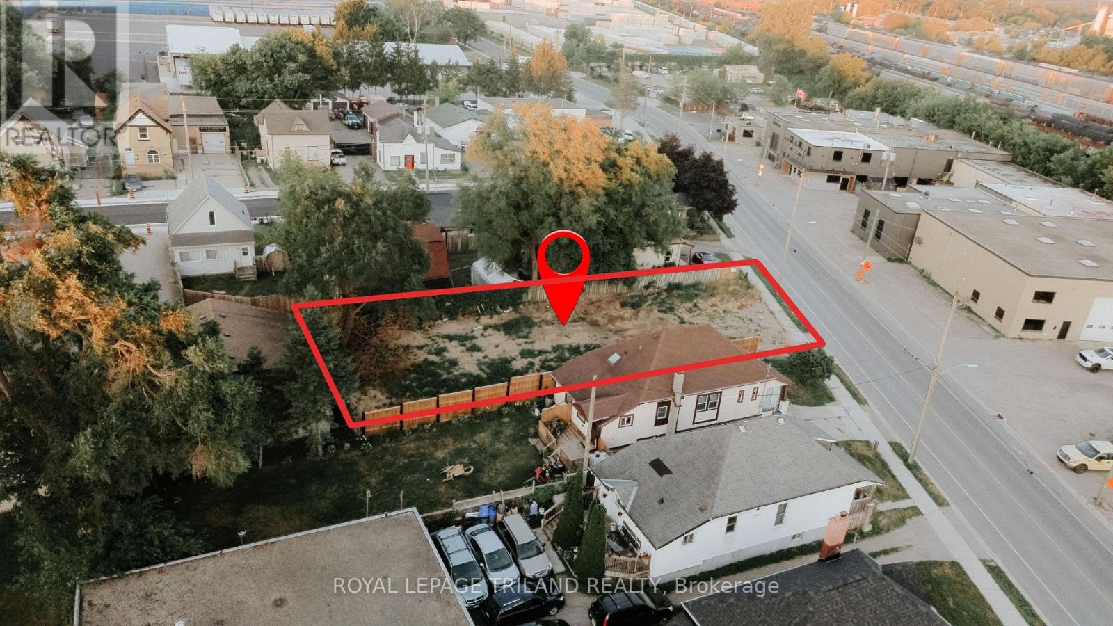 1132 Brydges Street Property Photo 3