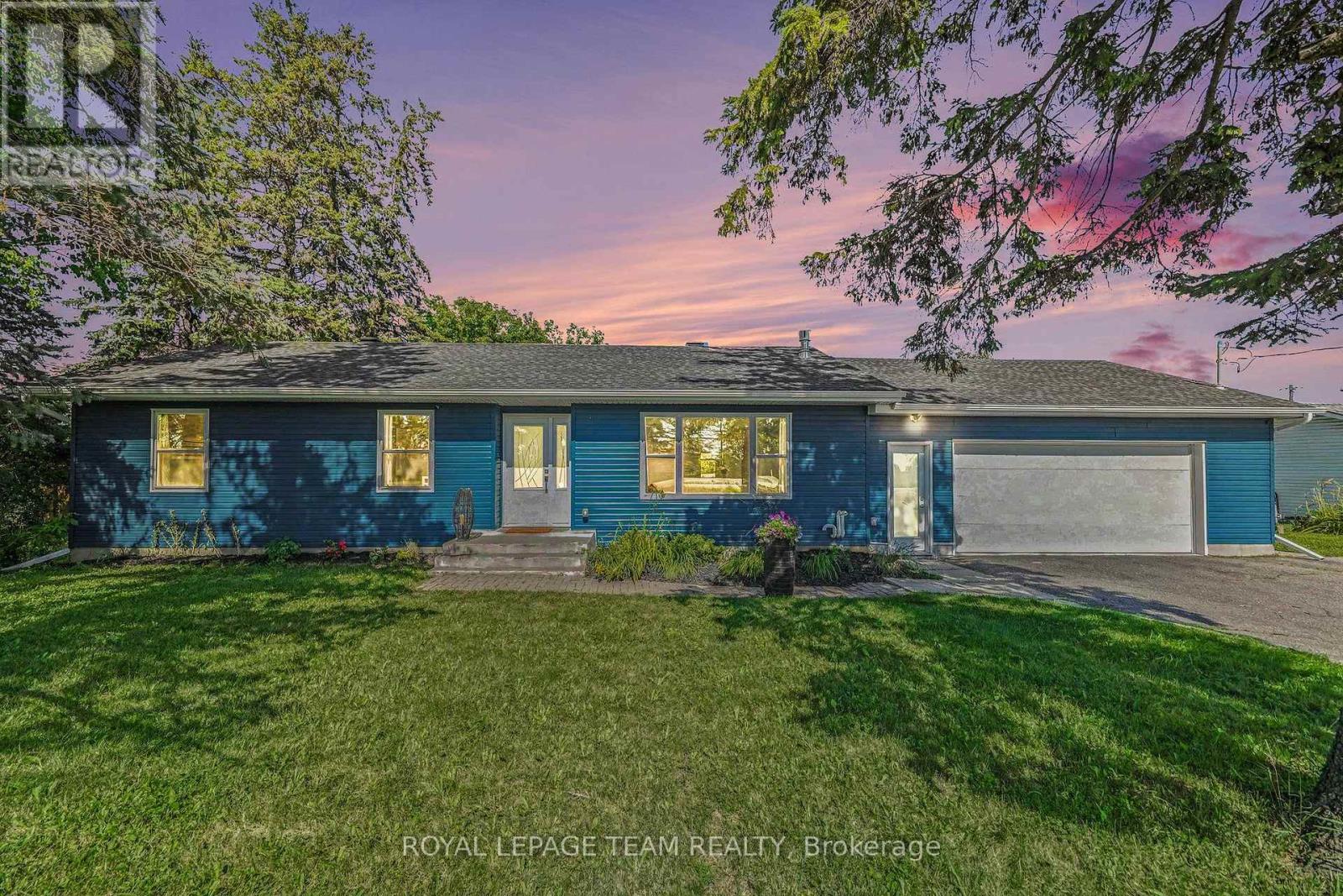 2477 Merivale Road Property Photo 1