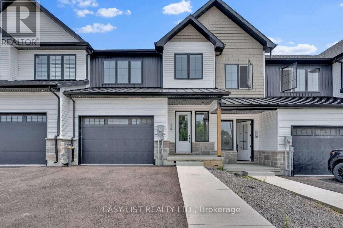 115 Ivy Crescent Property Photo 1