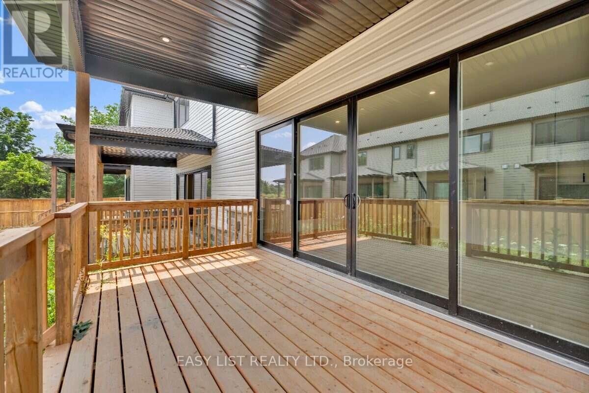 115 Ivy Crescent Property Photo 6