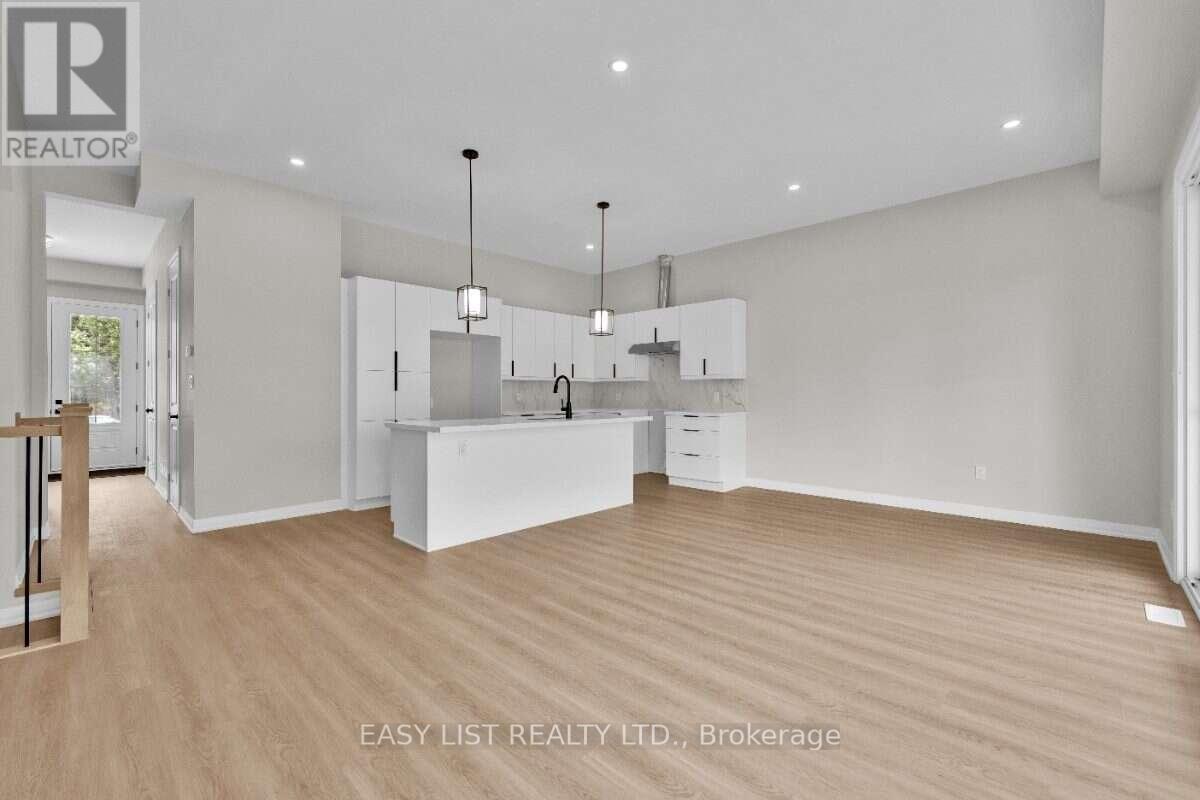 115 Ivy Crescent Property Photo 10