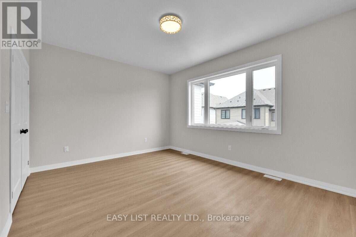 115 Ivy Crescent Property Photo 12