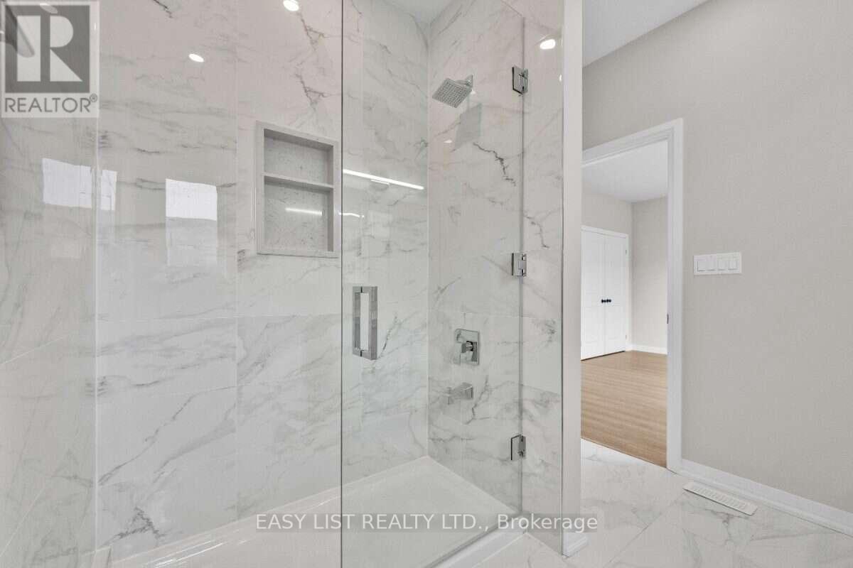 115 Ivy Crescent Property Photo 16