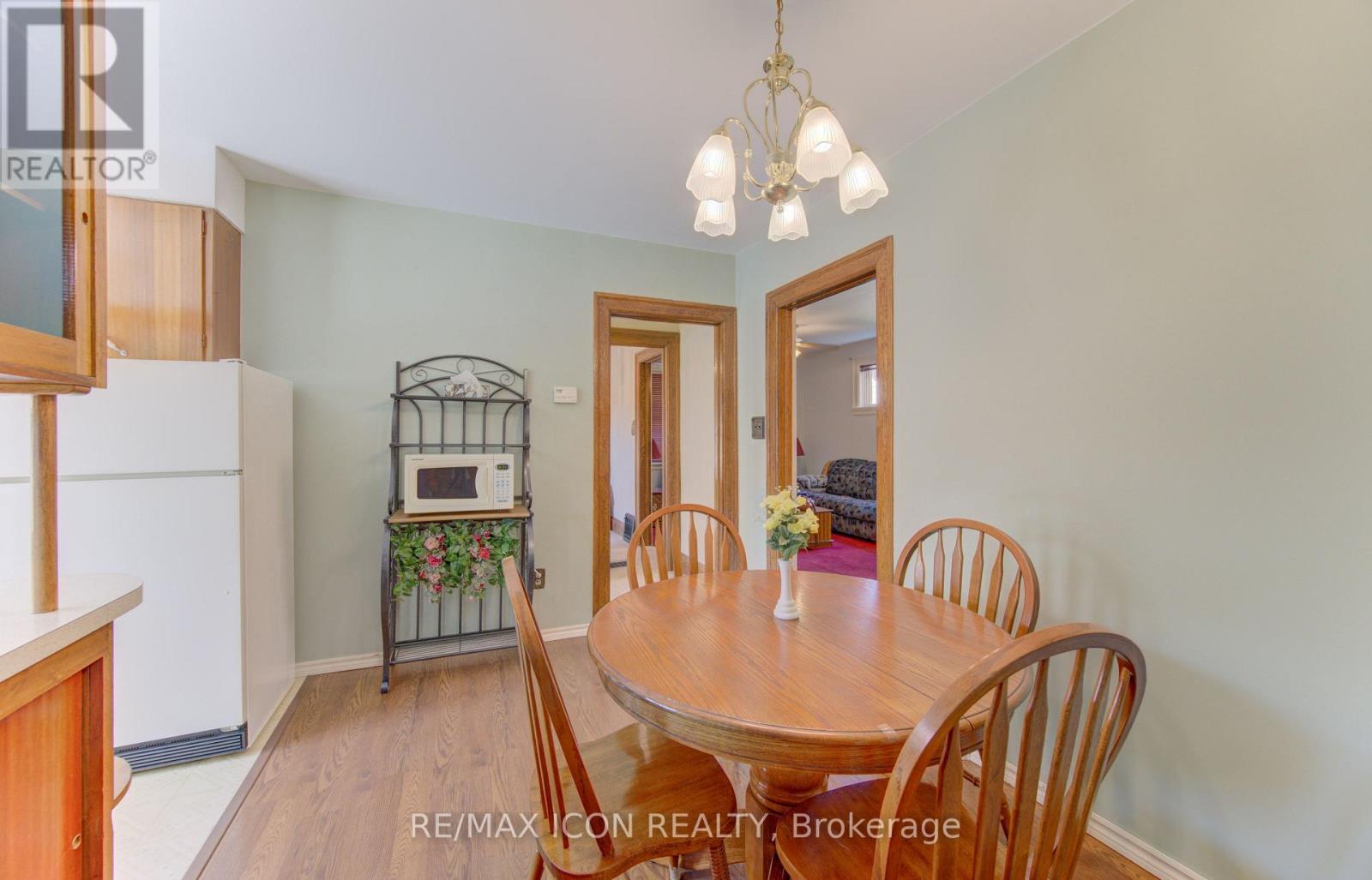 224 Weber Street E Property Photo 25