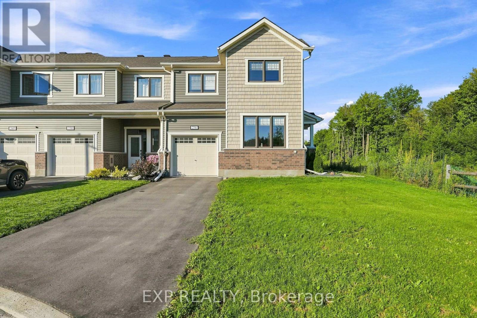 256 BILLRIAN CRESCENT Property Photo 1