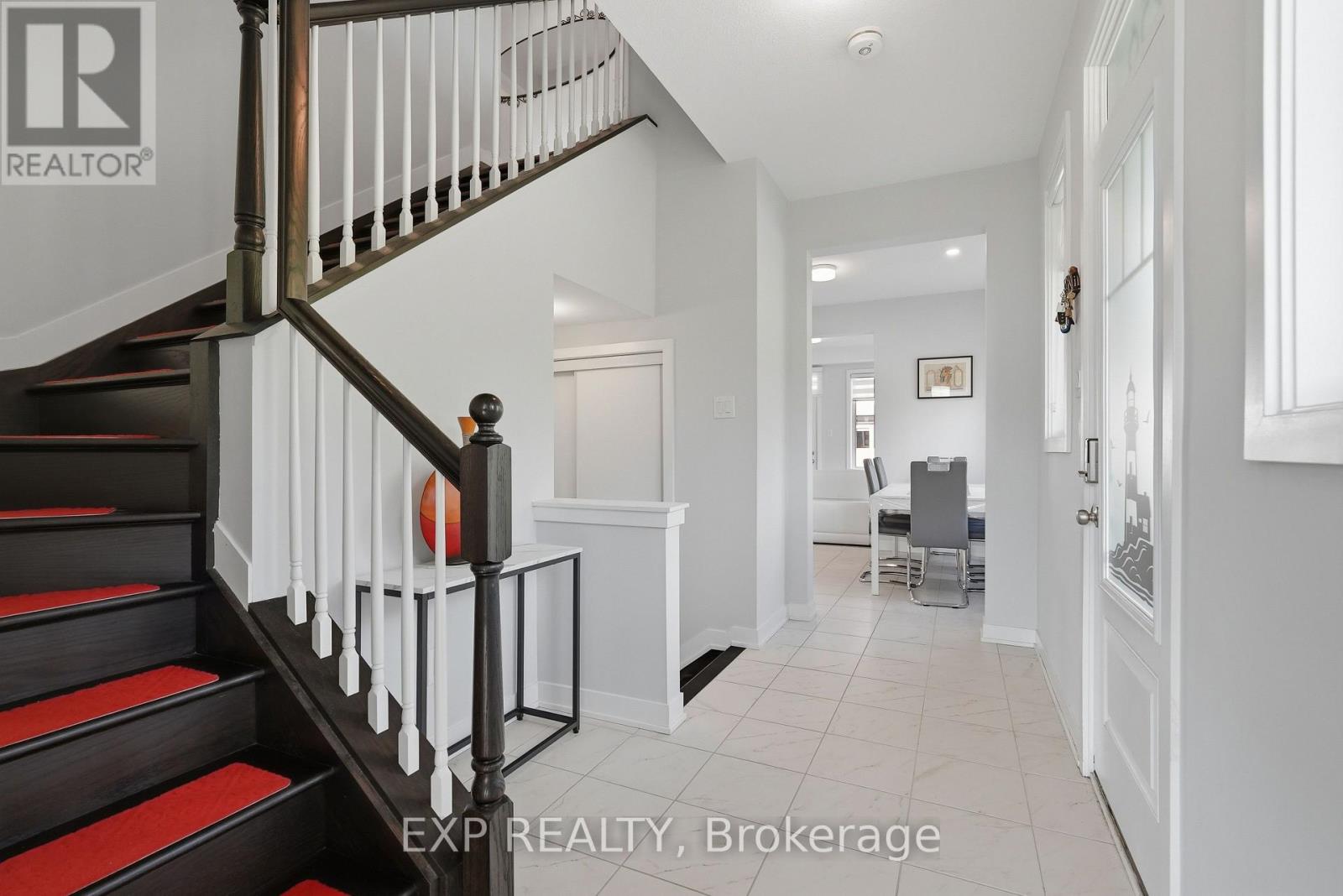 256 Billrian Crescent Property Photo 5