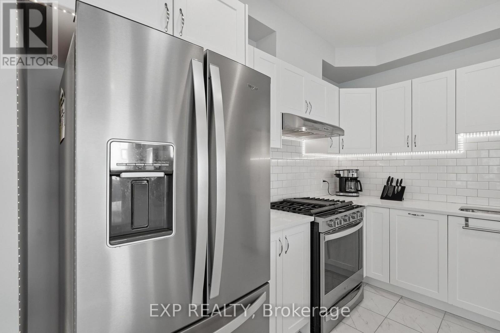 256 Billrian Crescent Property Photo 14