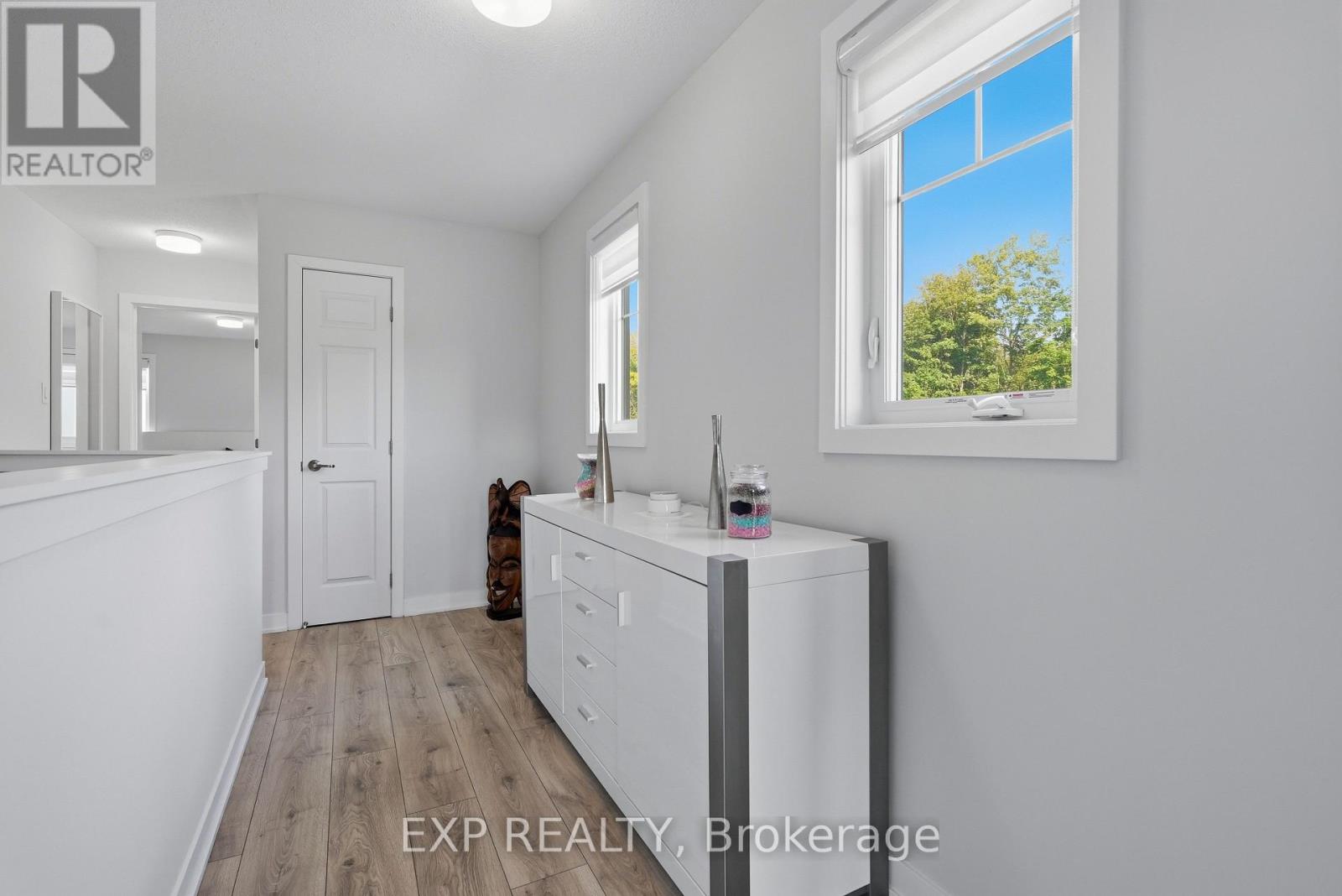 256 Billrian Crescent Property Photo 21
