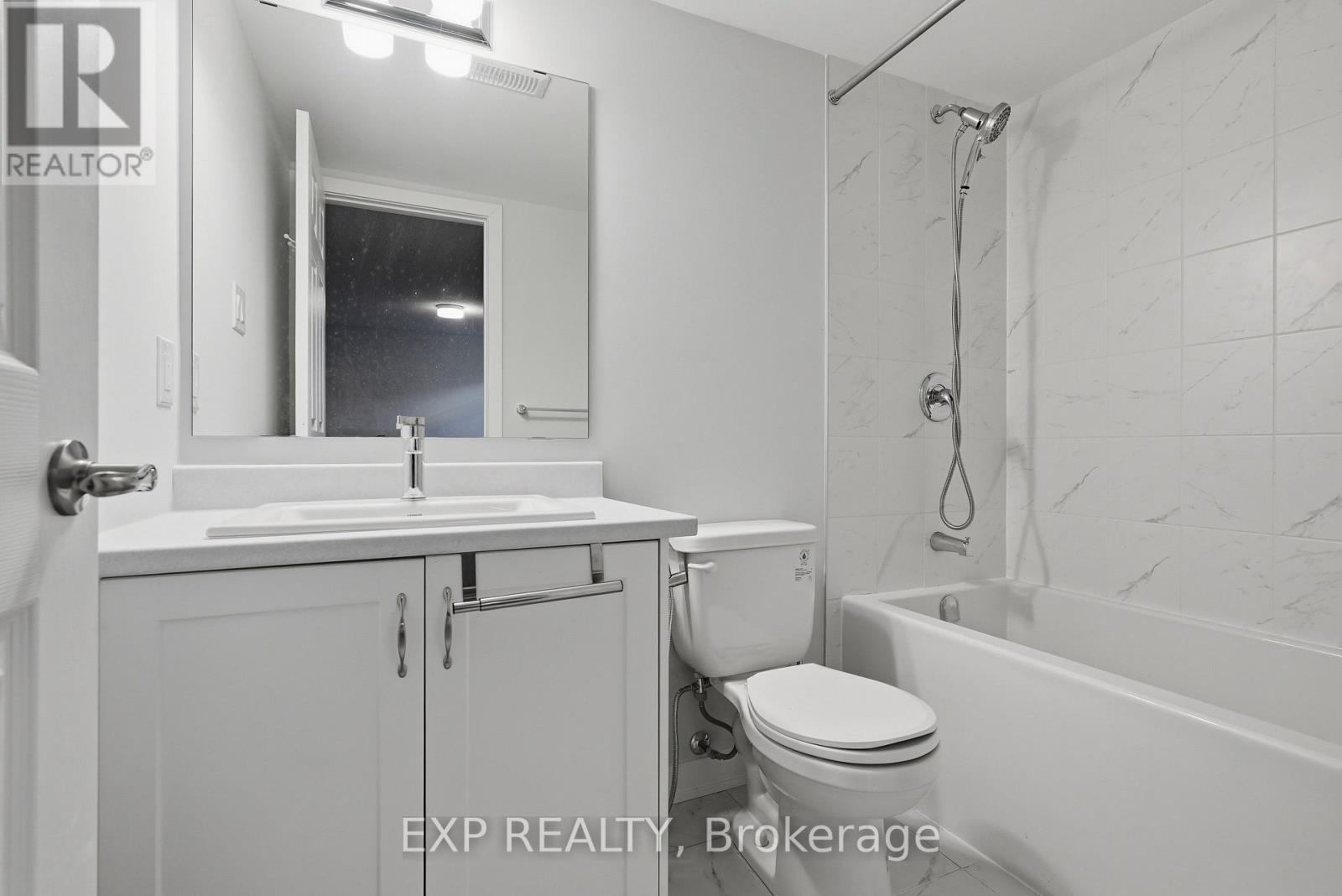 256 Billrian Crescent Property Photo 38