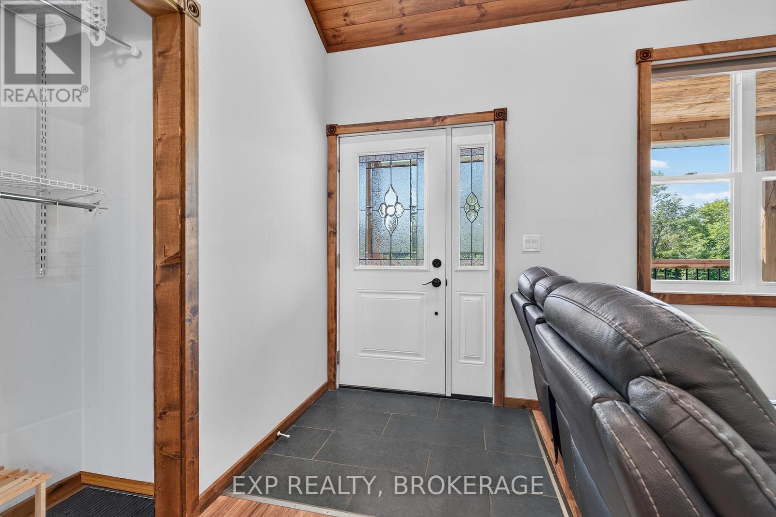 1020 Hill Road Property Photo 10