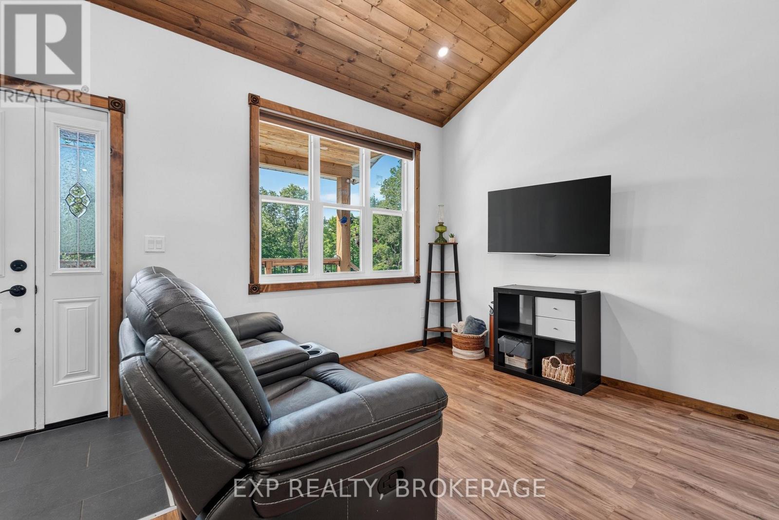 1020 Hill Road Property Photo 11