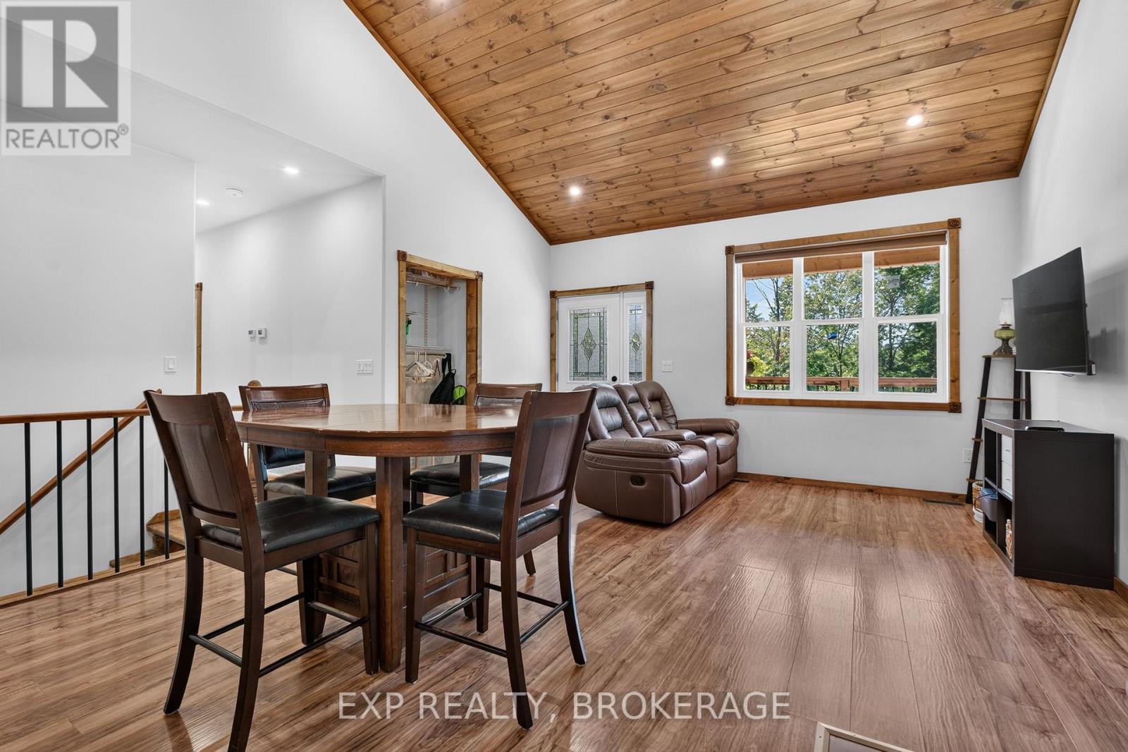 1020 Hill Road Property Photo 16