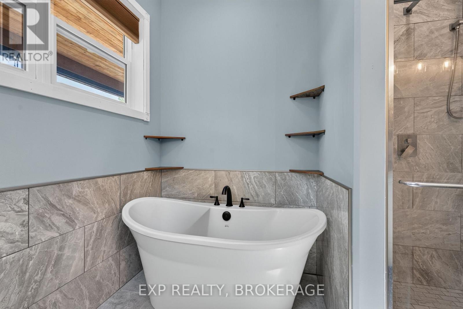 1020 Hill Road Property Photo 28