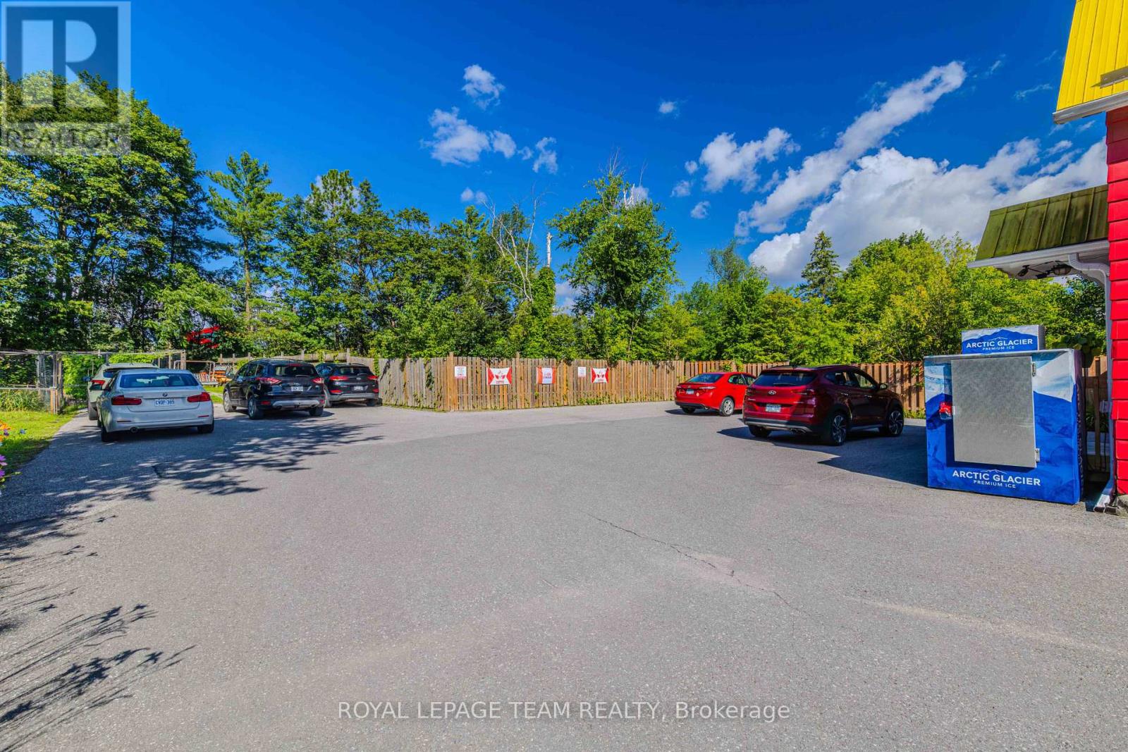 3744 Carp Road Property Photo 11
