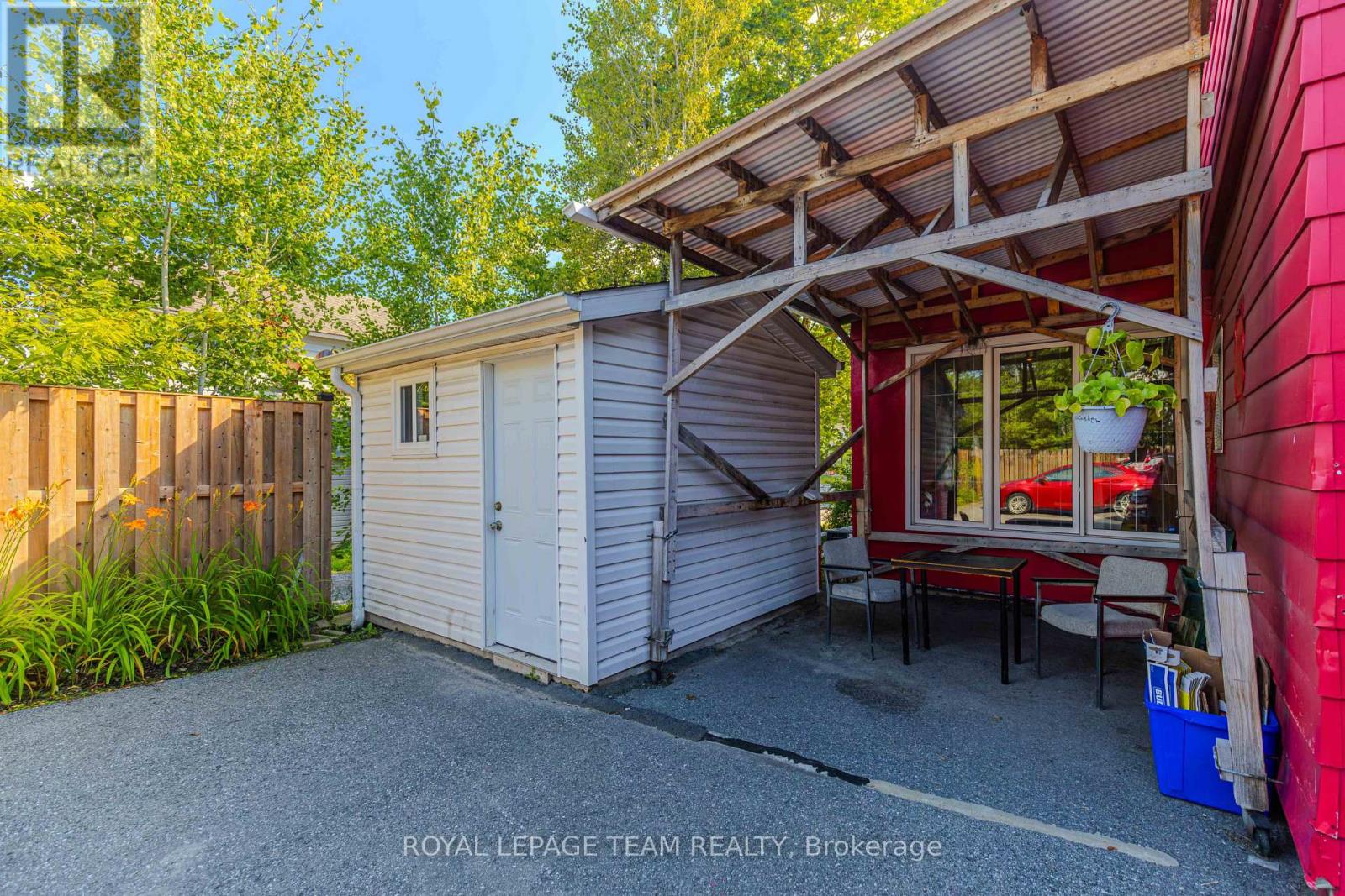 3744 Carp Road Property Photo 13
