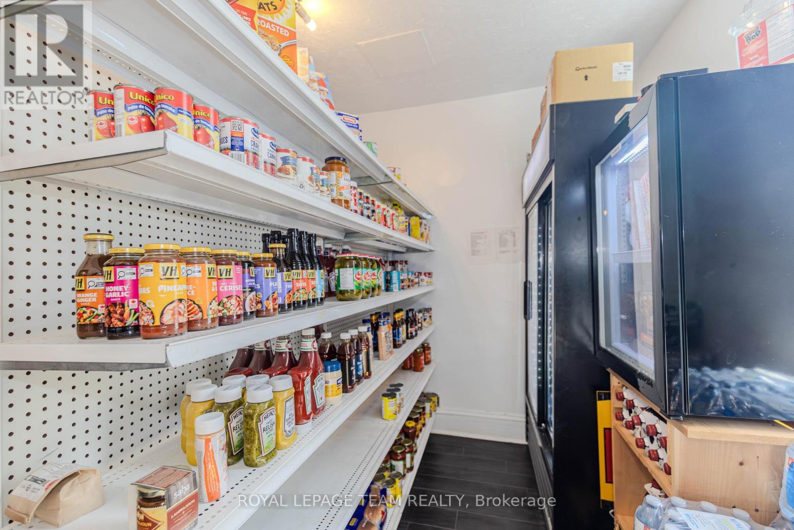 3744 Carp Road Property Photo 22