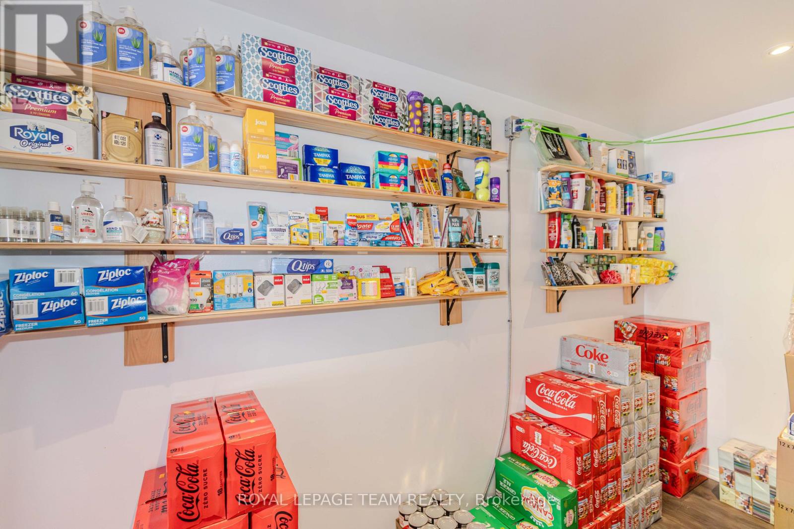 3744 Carp Road Property Photo 29