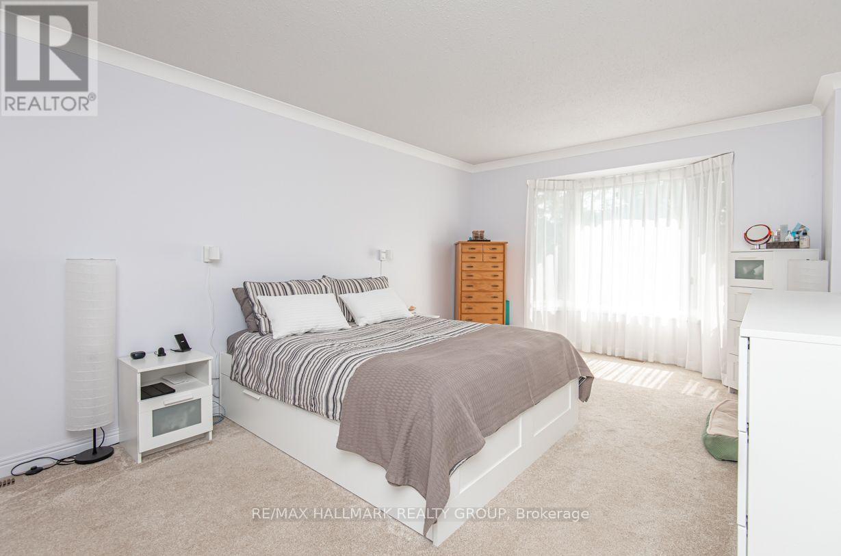 18 Hesse Crescent Property Photo 15