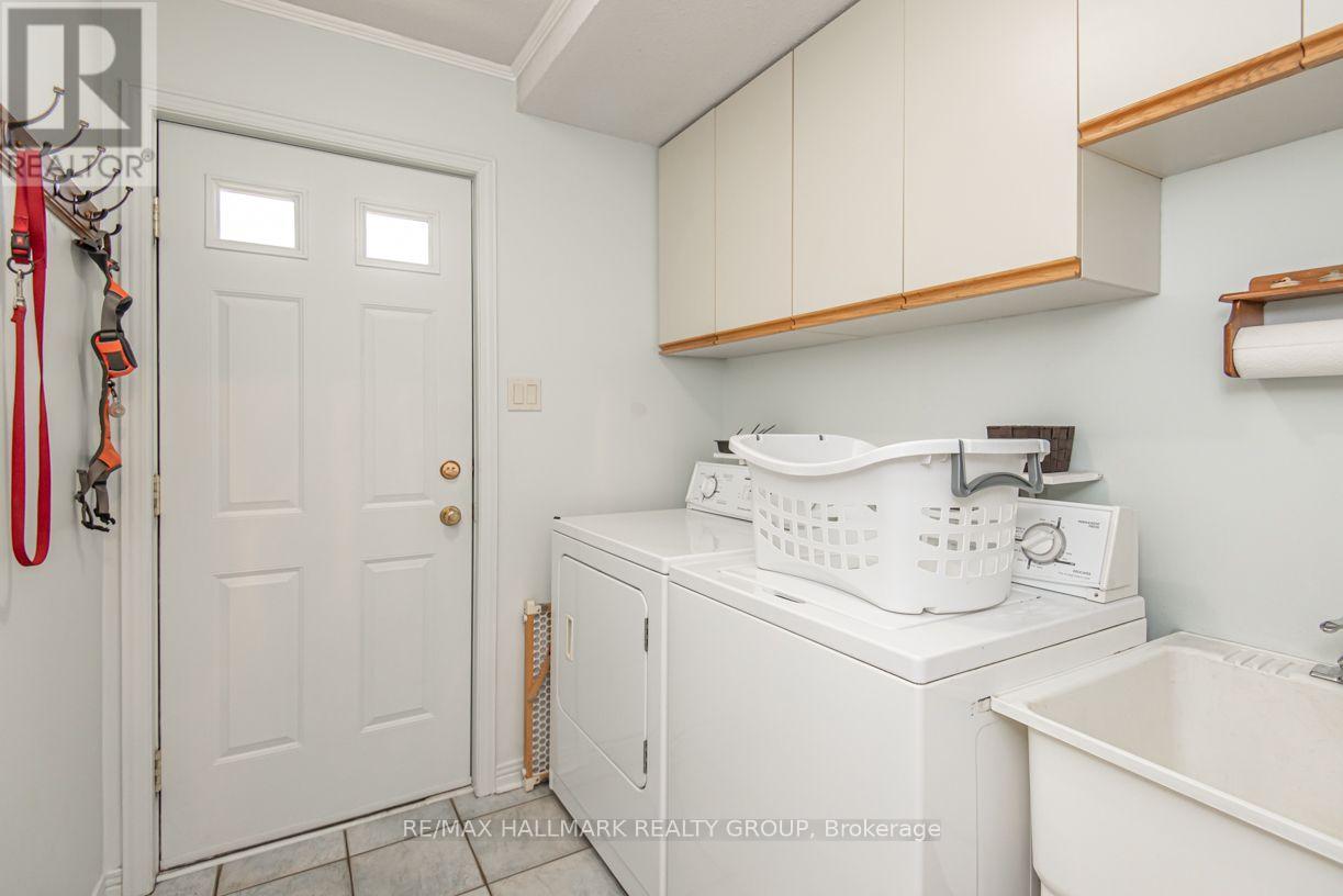 18 Hesse Crescent Property Photo 22