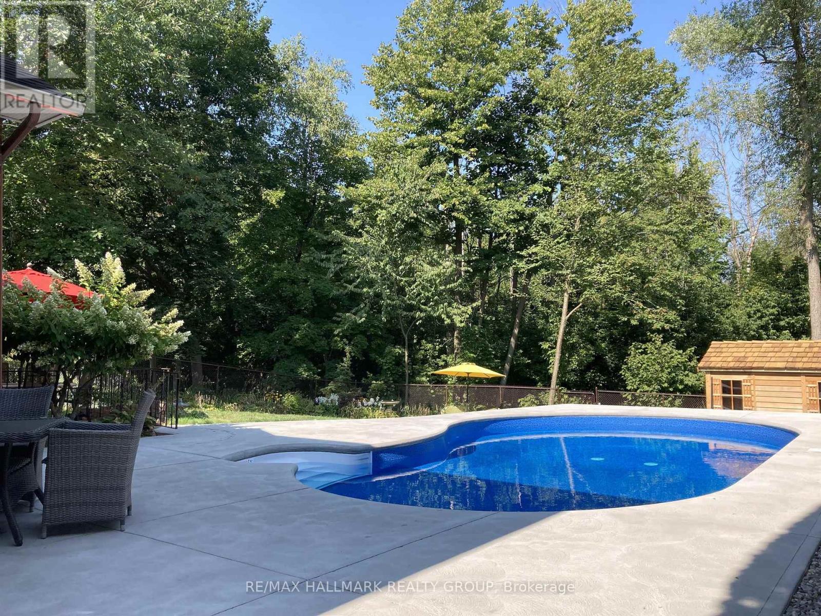 18 Hesse Crescent Property Photo 30