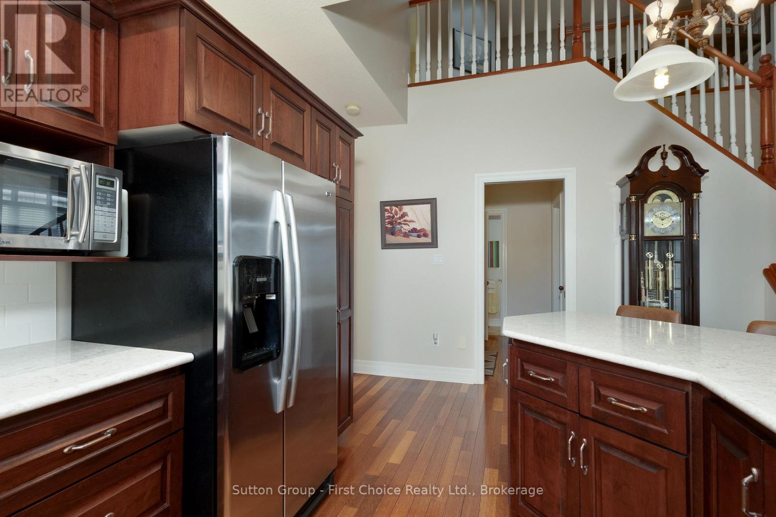 123 Long Drive Property Photo 15