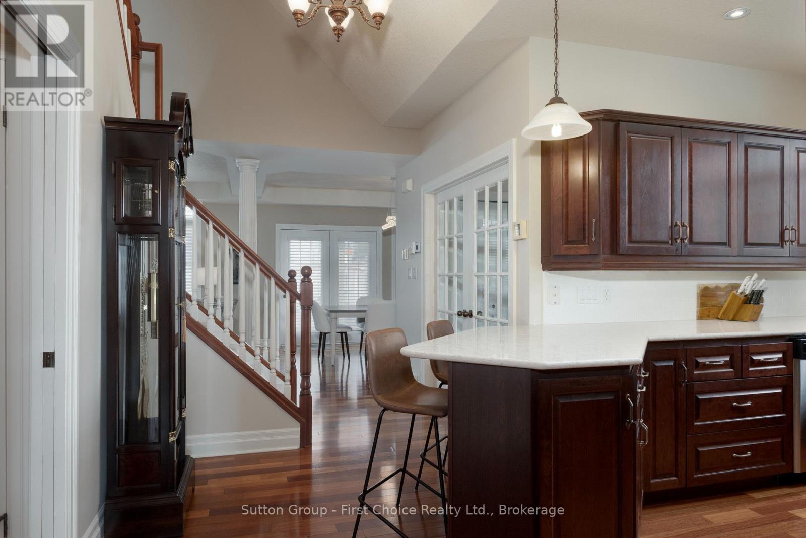 123 Long Drive Property Photo 16