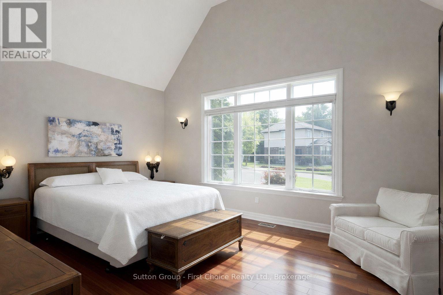 123 Long Drive Property Photo 27