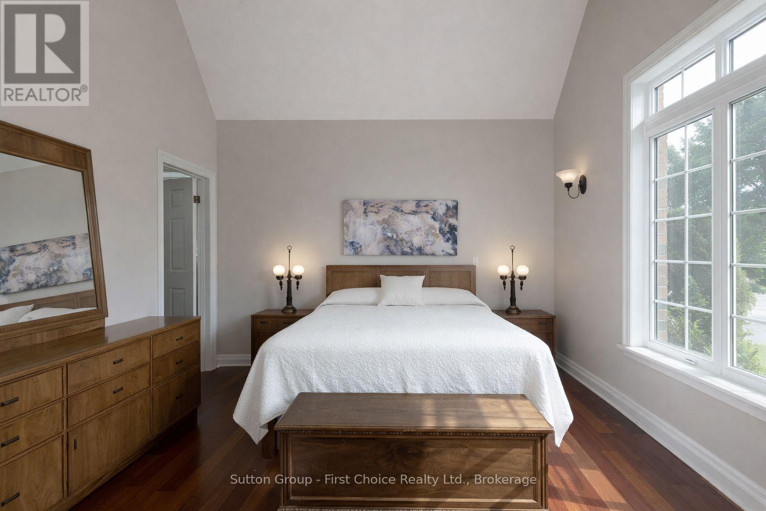 123 Long Drive Property Photo 28