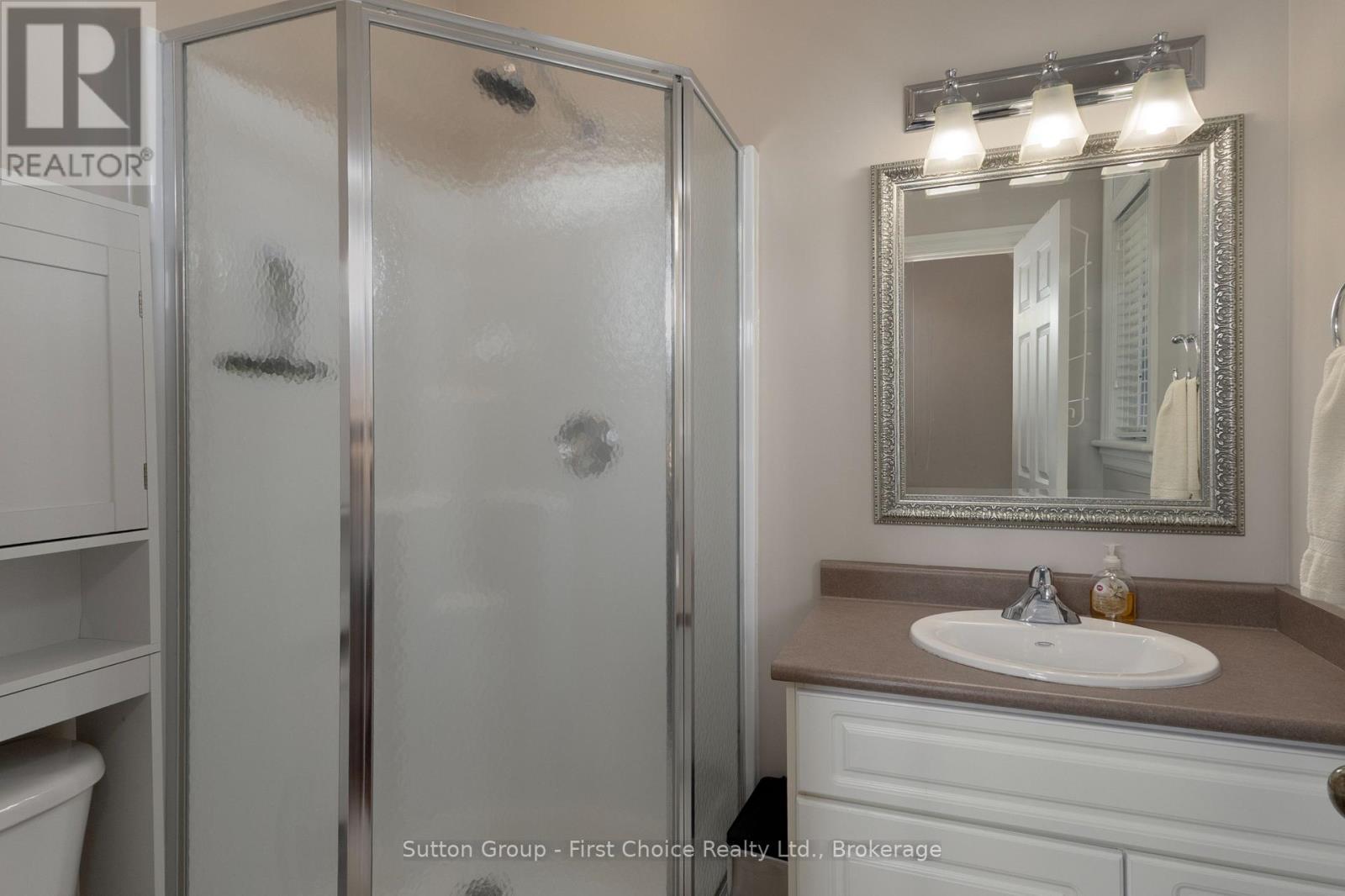 123 Long Drive Property Photo 31