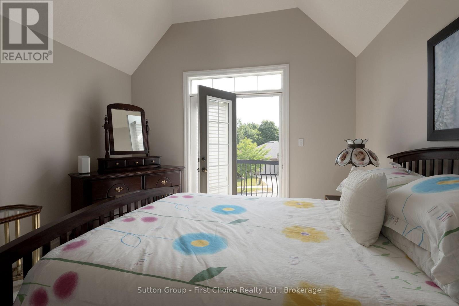 123 Long Drive Property Photo 34