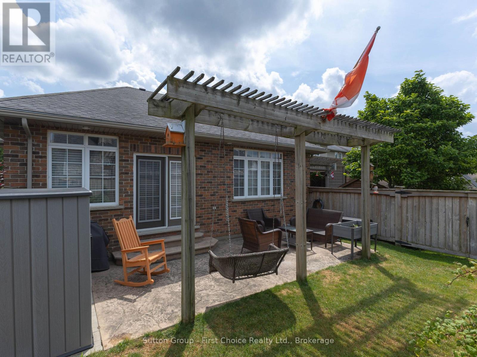 123 Long Drive Property Photo 39