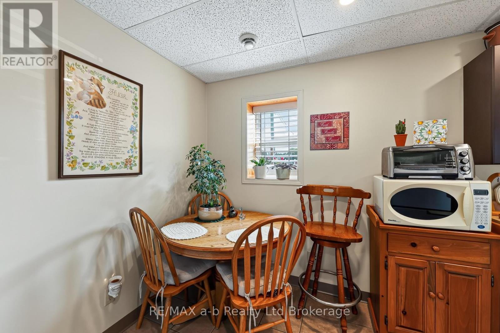 4 Washington Street Property Photo 20