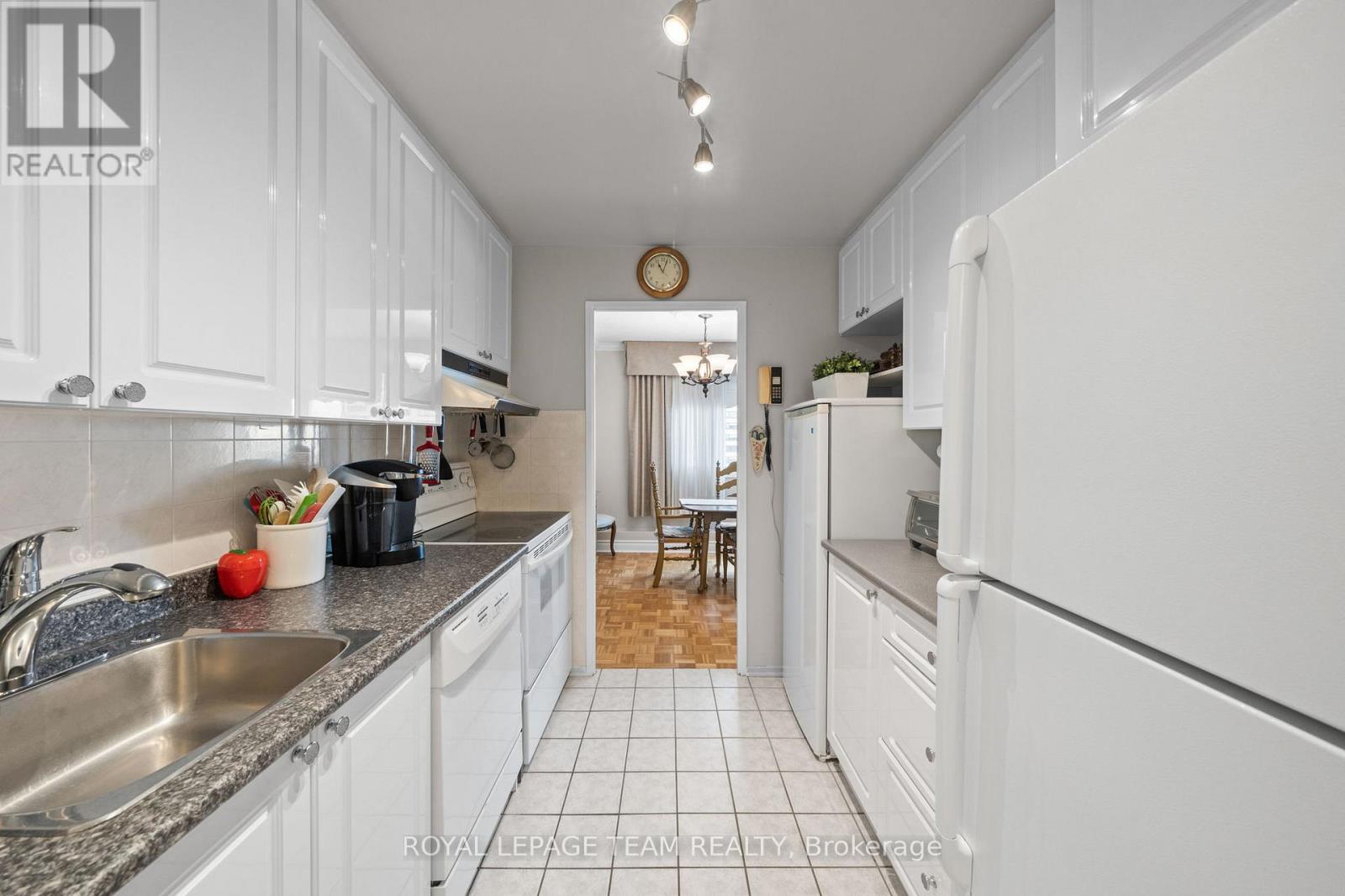1010 - 2625 Regina Street Property Photo 12