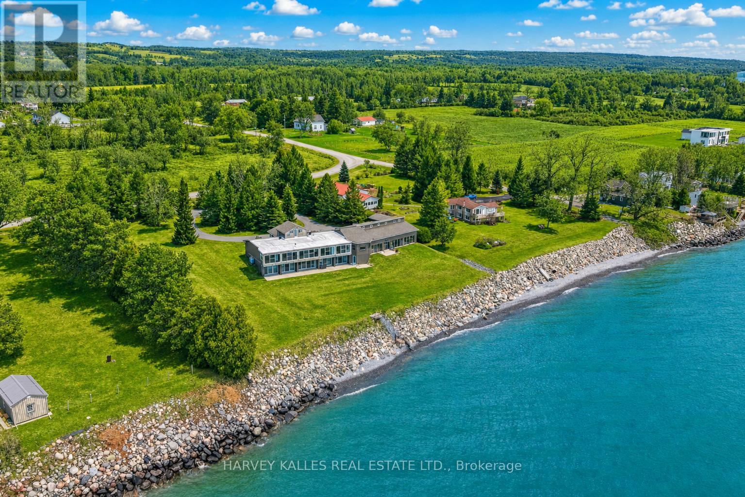 431 Victoria Beach Road Property Photo 1