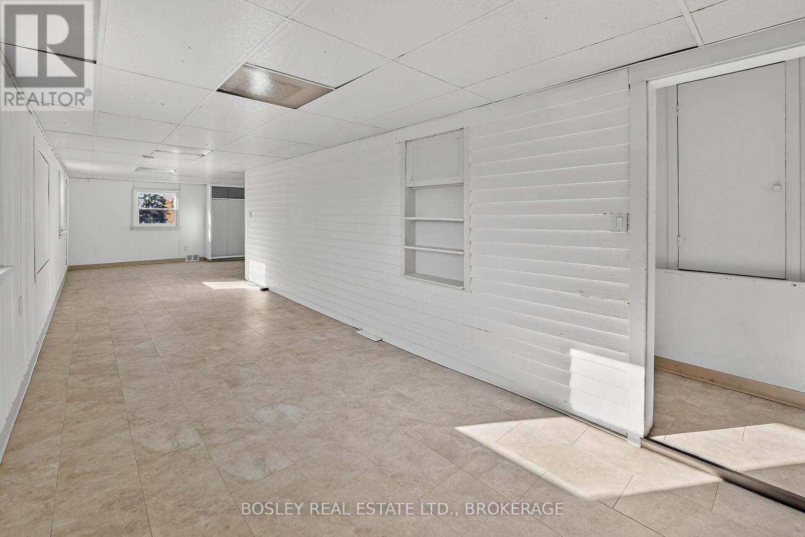 Unit 10 - 242 Mary Street Property Photo 10