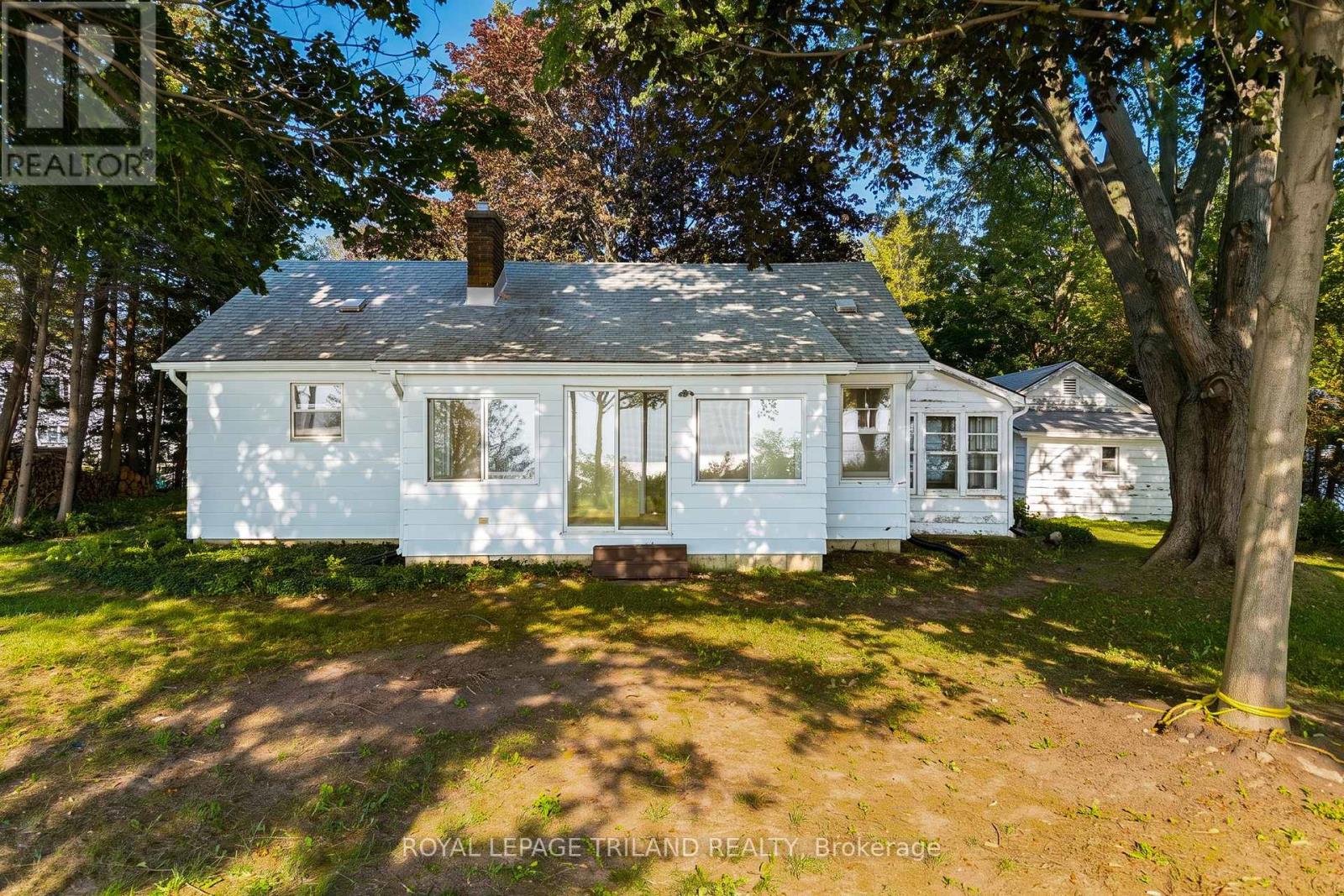 72443 Bluewater Highway Property Photo 3