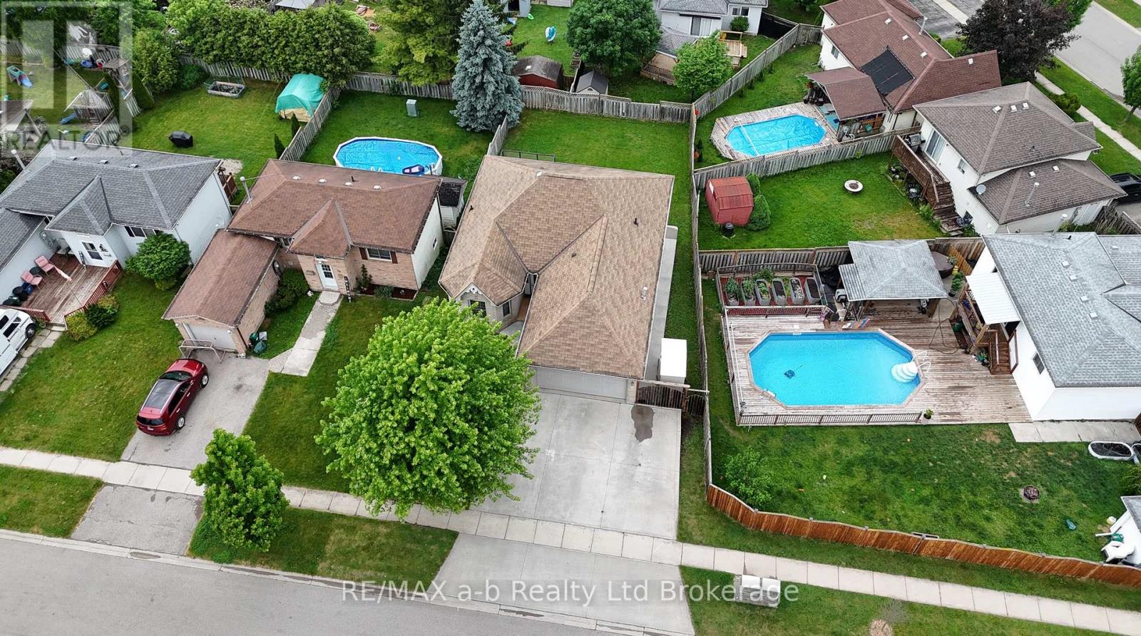 54 Pebble Beach Court Property Photo 3