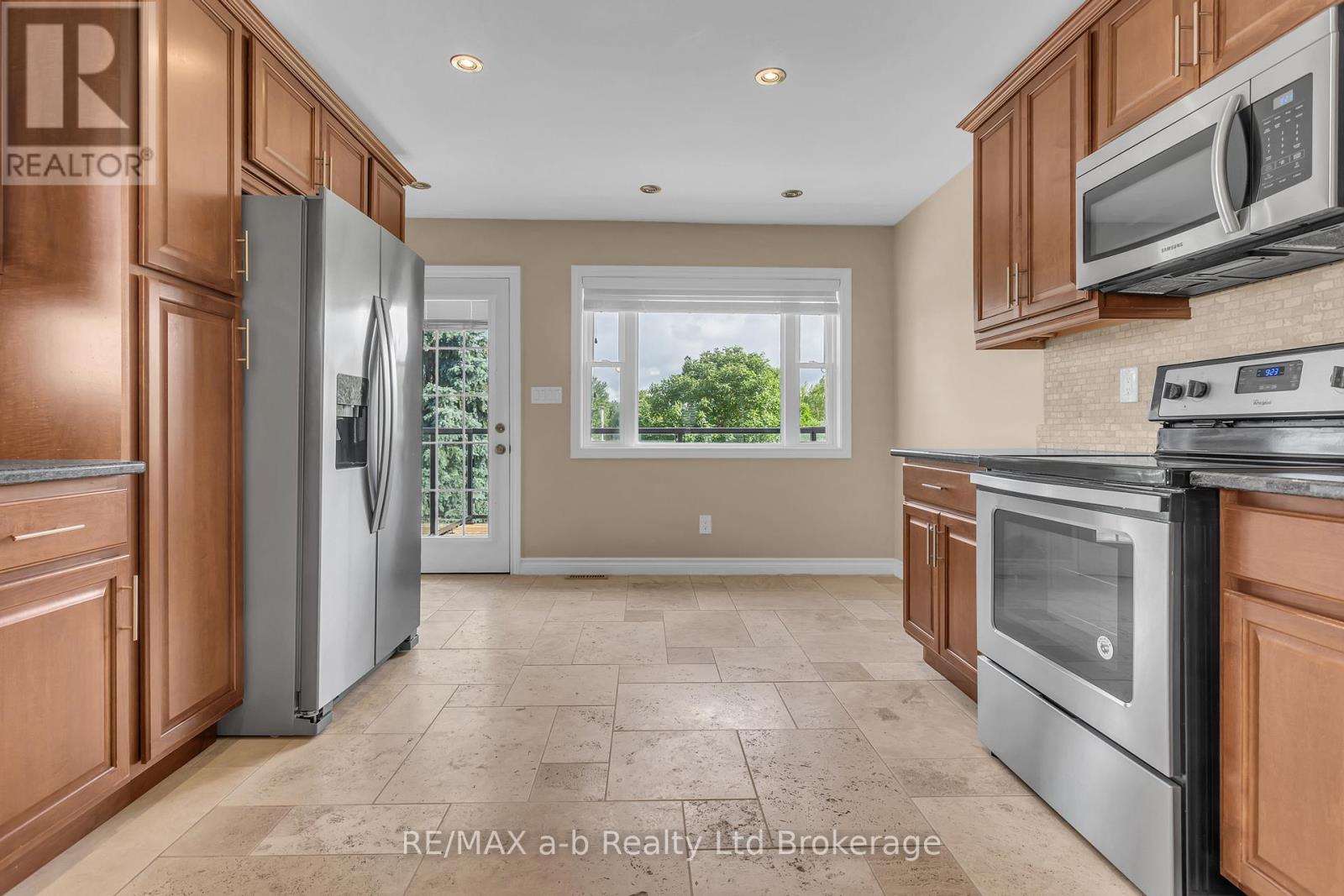 54 Pebble Beach Court Property Photo 11